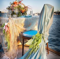 Tham khảo cách thắt nơ cho áo ghế tiệc cưới cực đẹp